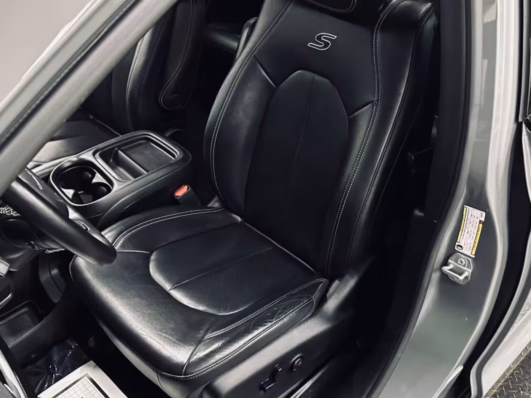 2020 Chrysler Pacifica - 2C4RC3BG3LR290755 - Image #23