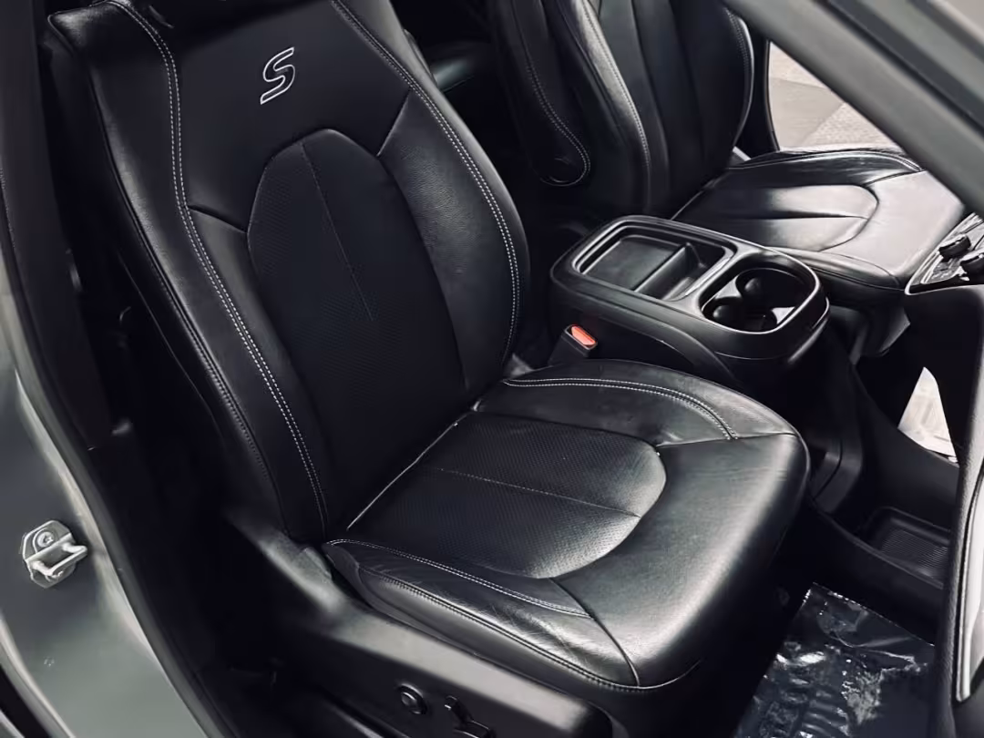 2020 Chrysler Pacifica - 2C4RC3BG3LR290755 - Image #24