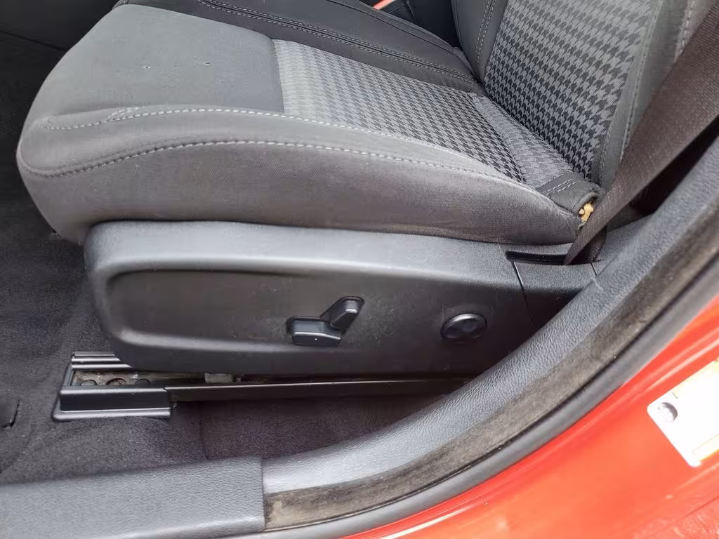 2020 Dodge Charger - 2C3CDXJG7LH145580 - Image #10