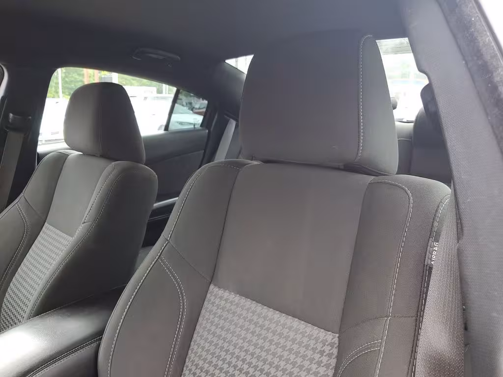 2020 Dodge Charger - 2C3CDXJG7LH145580 - Image #11