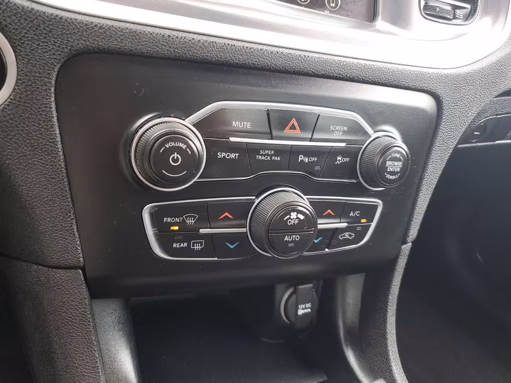 2020 Dodge Charger - 2C3CDXJG7LH145580 - Image #21