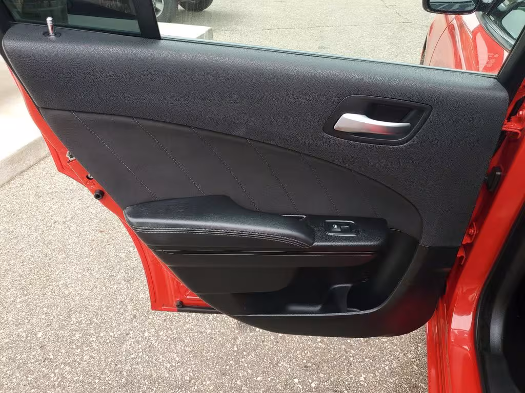 2020 Dodge Charger - 2C3CDXJG7LH145580 - Image #24