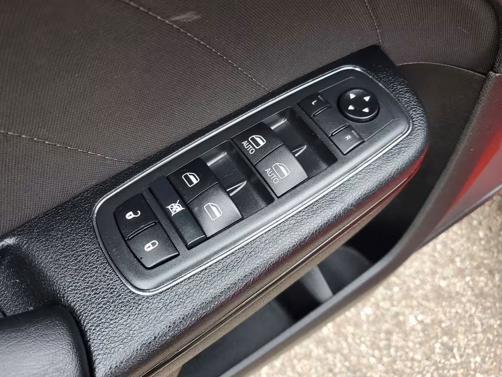 2020 Dodge Charger - 2C3CDXJG7LH145580 - Image #7