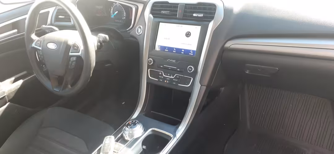 2020 Ford Fusion - 3FA6P0H74LR129022 - Image #4