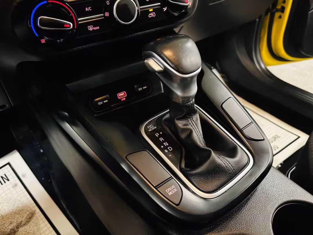 2020 Kia Soul - KNDJ23AU8L7047693 - Image #15