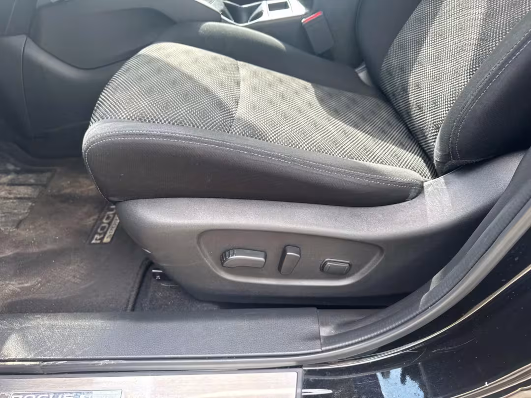 2020 Nissan Rogue Sport - JN1BJ1CV7LW550609 - Image #21