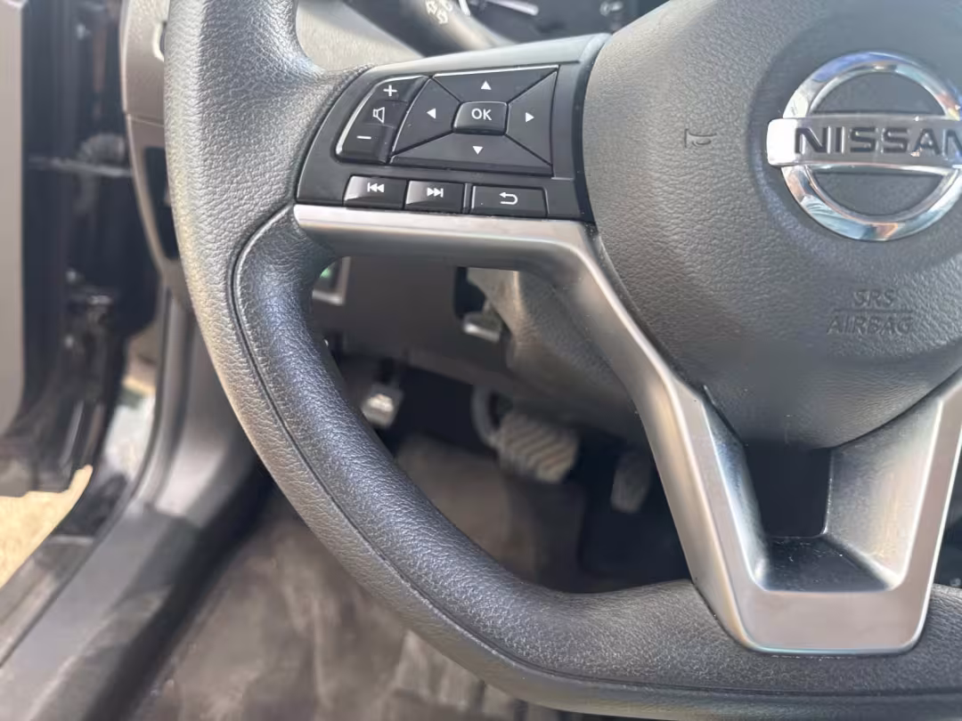 2020 Nissan Rogue Sport - JN1BJ1CV7LW550609 - Image #26