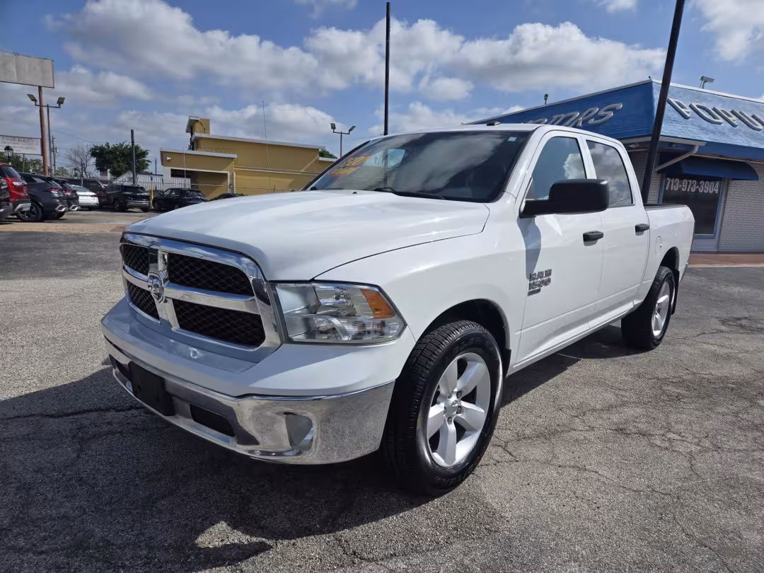 2020 Ram 1500 Classic - 3C6RR7KG5LG131772 - Image #20