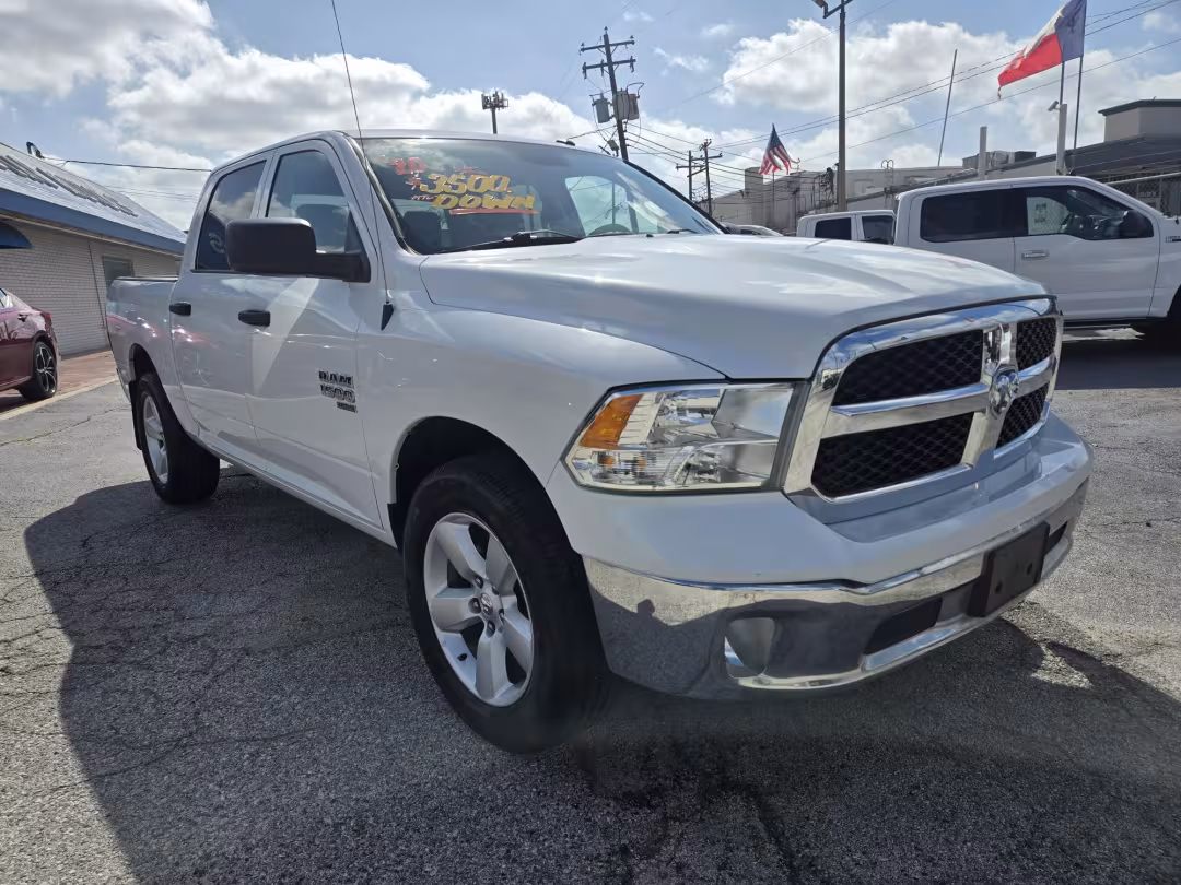 2020 Ram 1500 Classic - 3C6RR7KG5LG131772 - Image #6