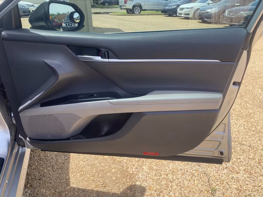2020 Toyota Camry - 4T1C11AK7LU362951 - Image #11