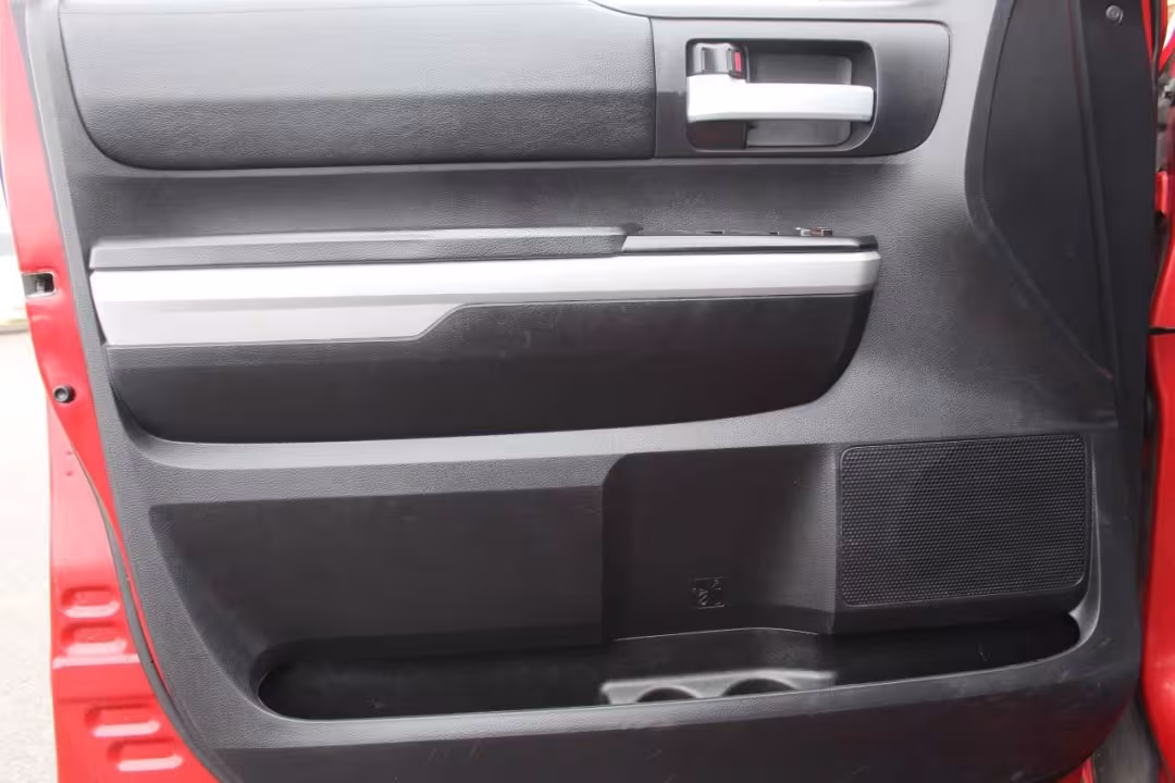 2020 Toyota Tundra - 5TFEY5F17LX261763 - Image #18
