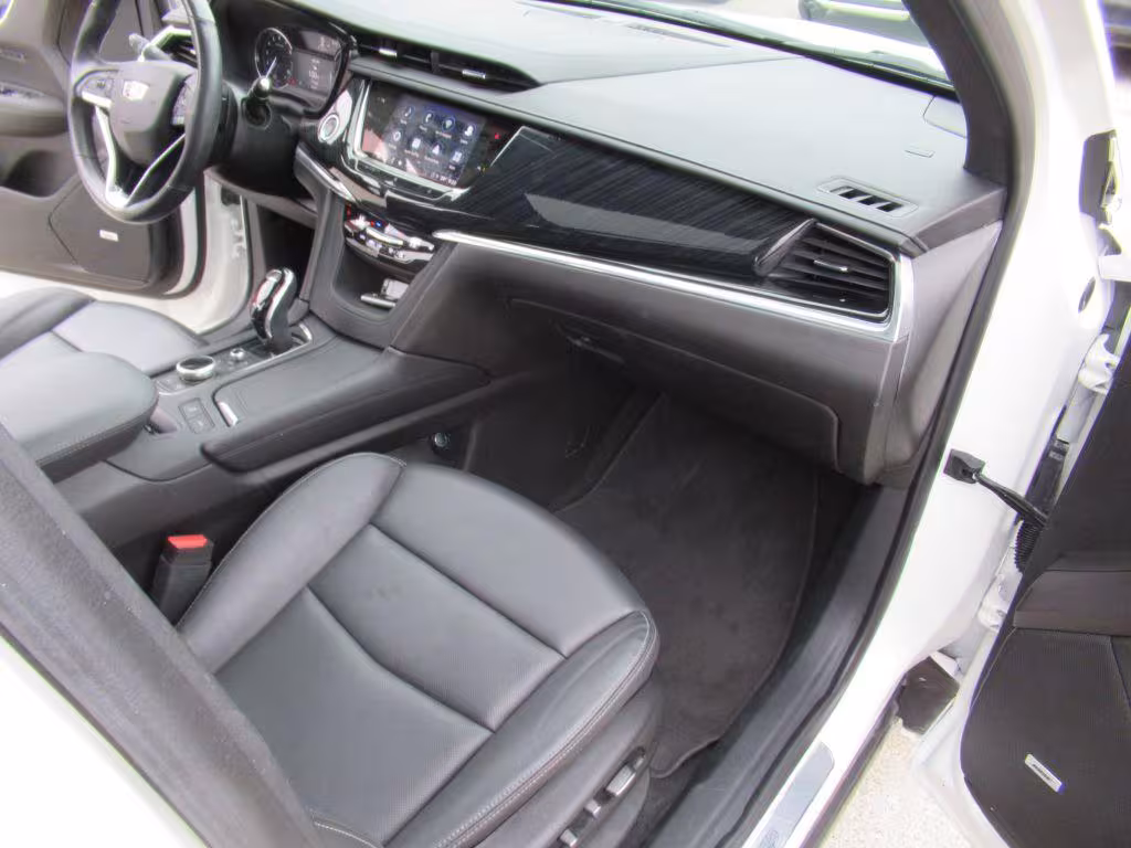 2021 Cadillac XT6 - 1GYKPCRS5MZ116896 - Image #13