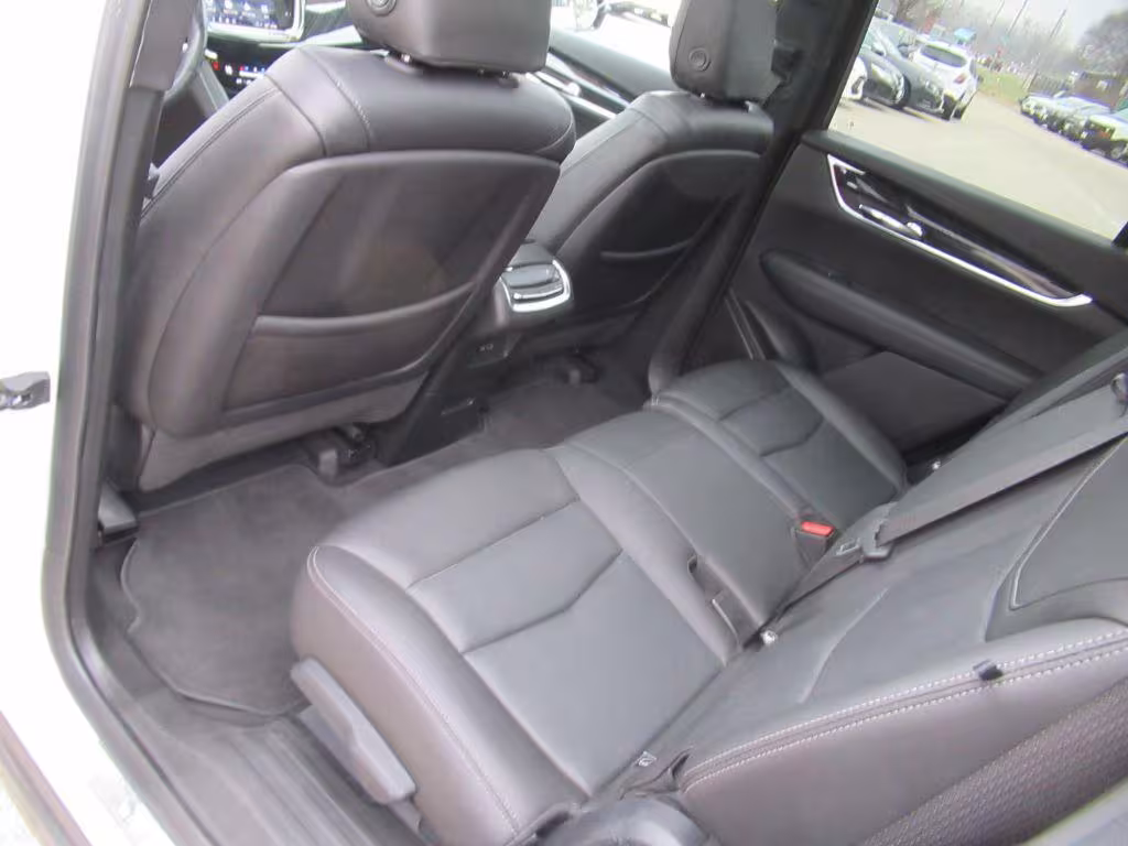 2021 Cadillac XT6 - 1GYKPCRS5MZ116896 - Image #16