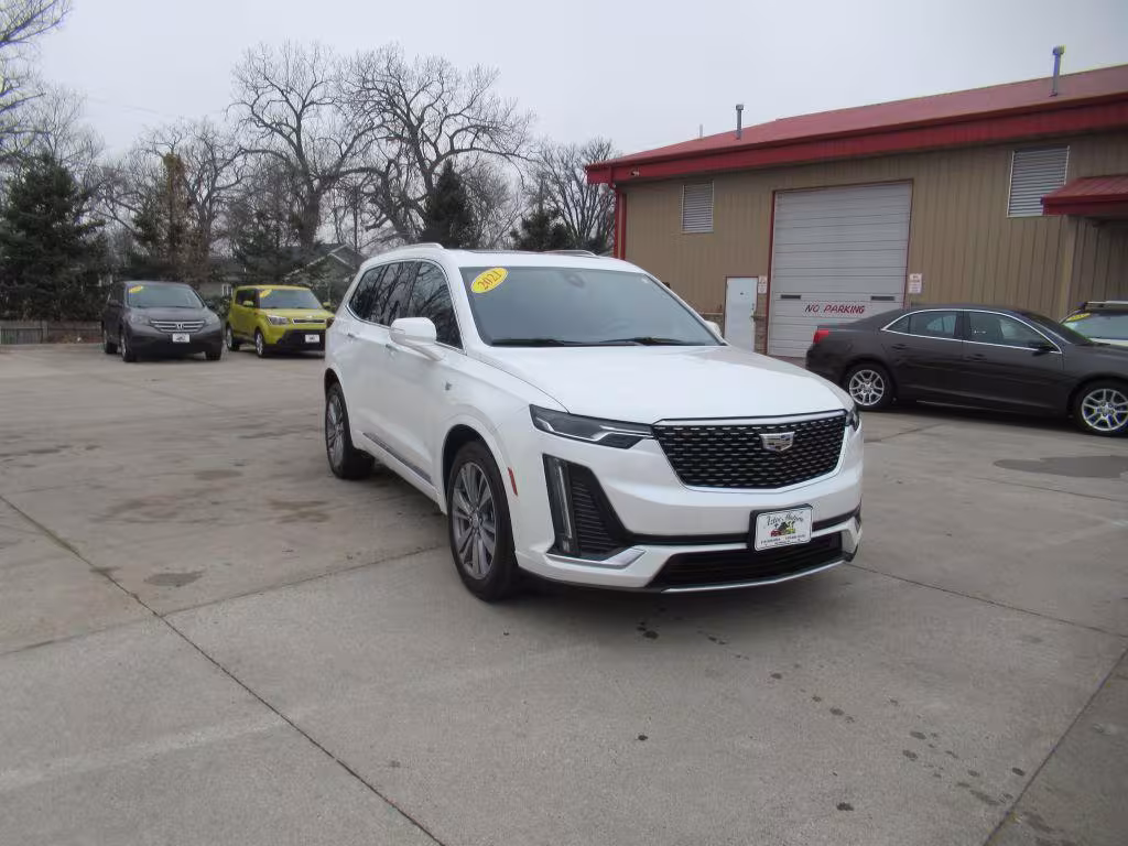 2021 Cadillac XT6 - 1GYKPCRS5MZ116896 - Image #2