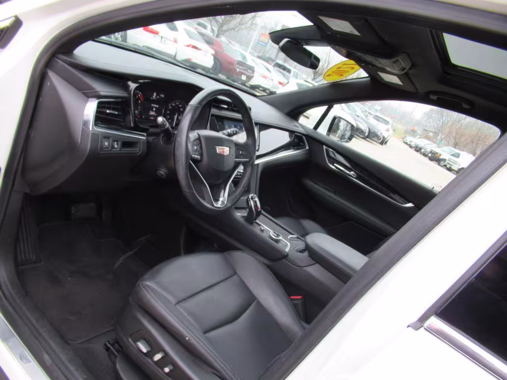 2021 Cadillac XT6 - 1GYKPCRS5MZ116896 - Image #25