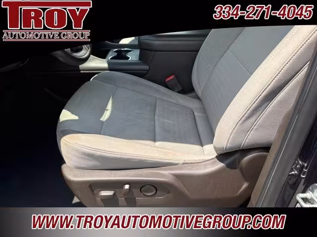 2021 Chevrolet Tahoe - 1GNSCMKD0MR346081 - Image #28