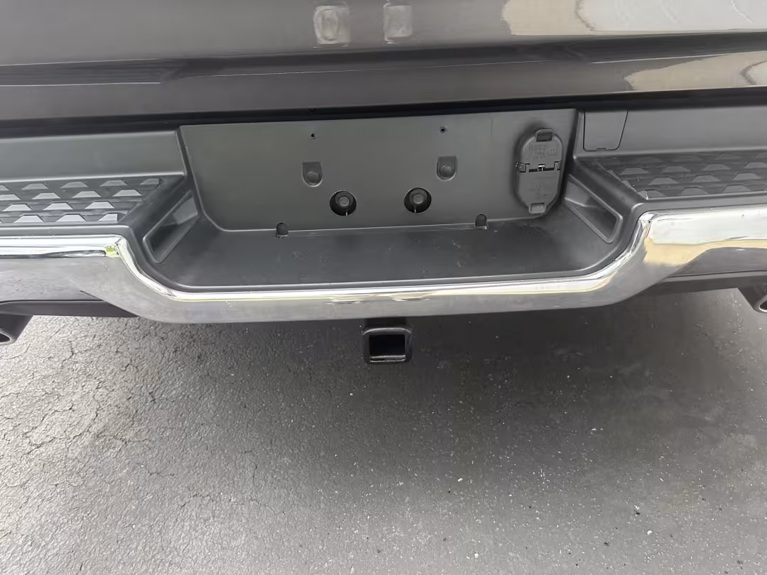 2021 Ram 1500 - 1C6SRFBT0MN512625 - Image #12