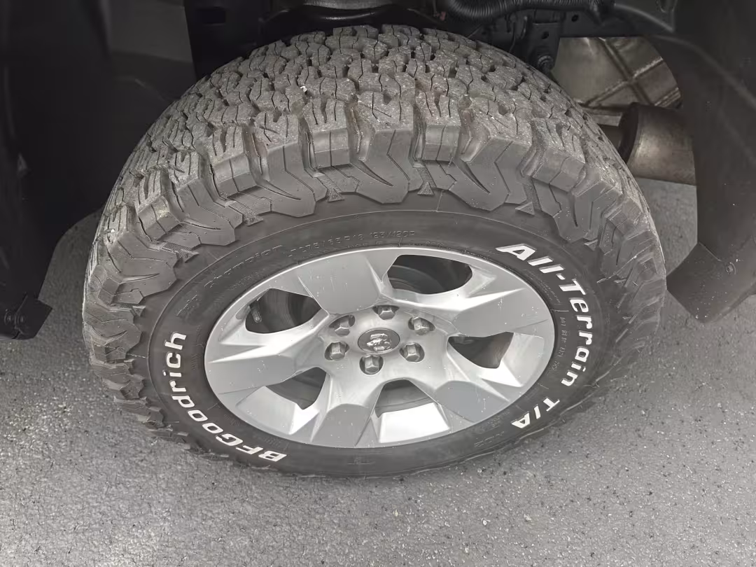 2021 Ram 1500 - 1C6SRFBT0MN512625 - Image #9