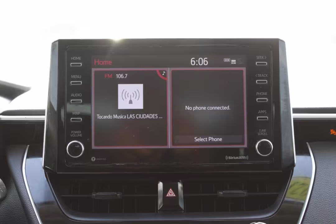 2021 Toyota Corolla - JTDEAMDE4MJ028206 - Image #17