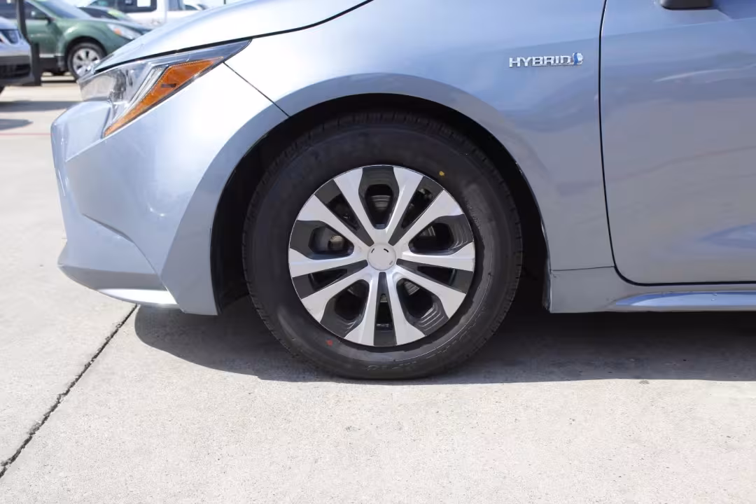 2021 Toyota Corolla - JTDEAMDE4MJ028206 - Image #4
