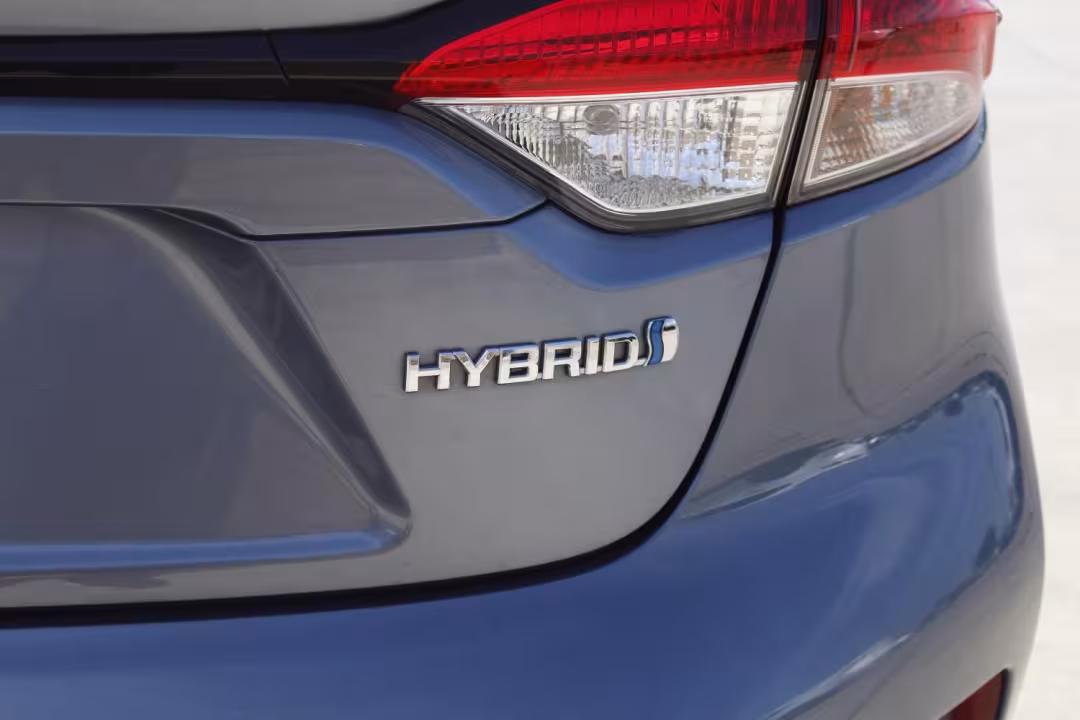 2021 Toyota Corolla - JTDEAMDE4MJ028206 - Image #9