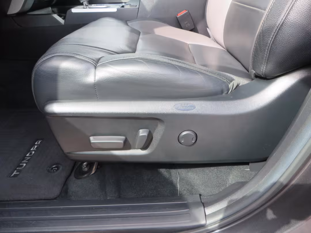 2021 Toyota Tundra - 5TFHY5F15MX021285 - Image #25