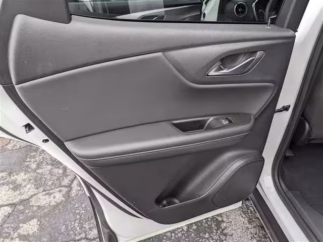 2022 Chevrolet Blazer - 3GNKBCR44NS145575 - Image #11