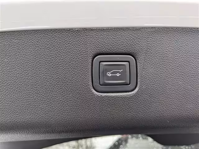 2022 Chevrolet Blazer - 3GNKBCR44NS145575 - Image #14