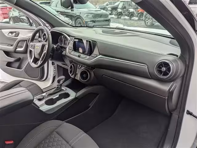 2022 Chevrolet Blazer - 3GNKBCR44NS145575 - Image #19
