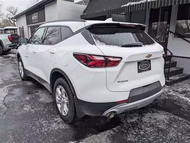 2022 Chevrolet Blazer - 3GNKBCR44NS145575 - Image #2