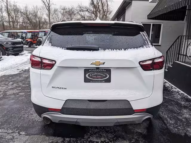 2022 Chevrolet Blazer - 3GNKBCR44NS145575 - Image #3