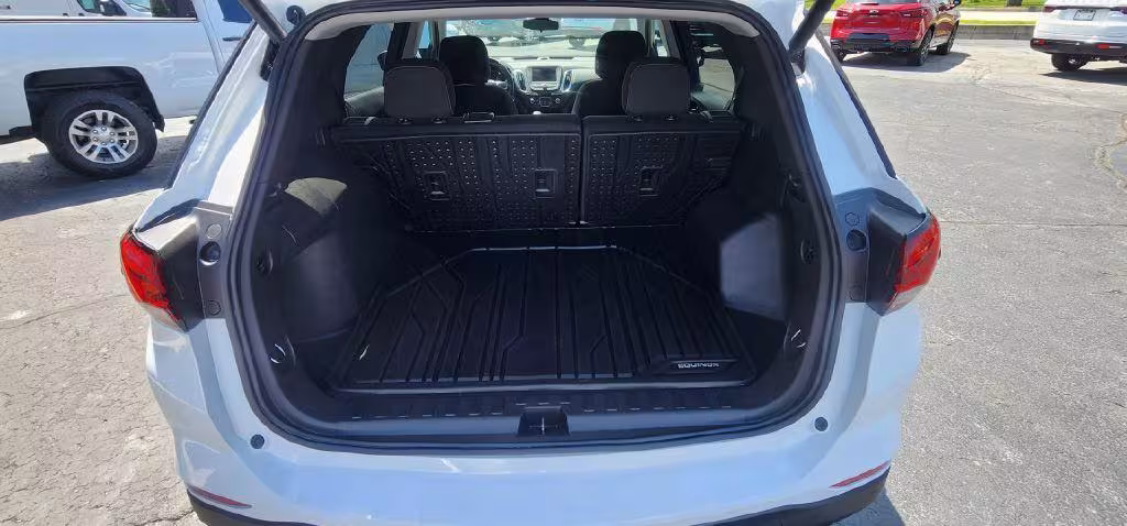 2022 Chevrolet Equinox - 3GNAXUEV6NL298695 - Image #19