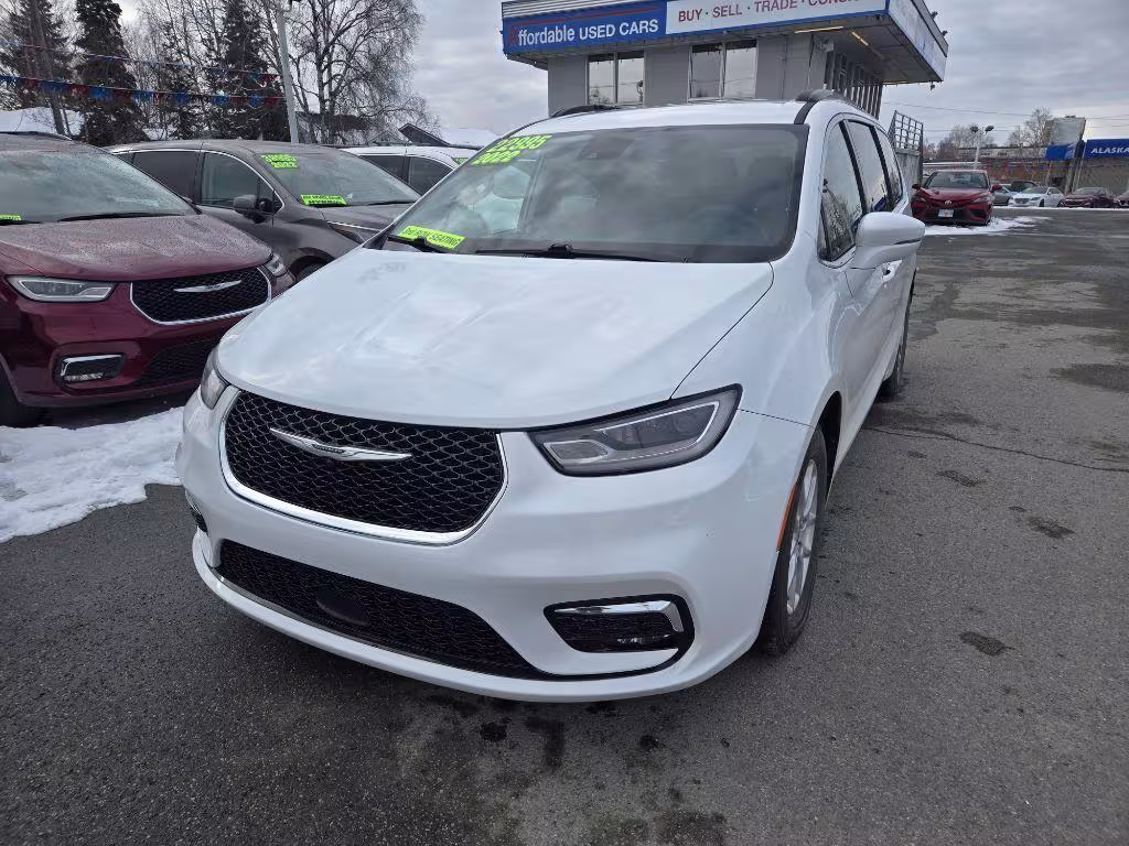 2022 Chrysler Pacifica - 2C4RC1BG1NR178219 - Image #4