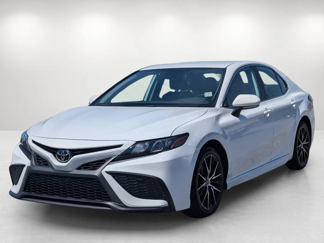 2022 Toyota Camry - 4T1G11AKXNU661113 - Image #2