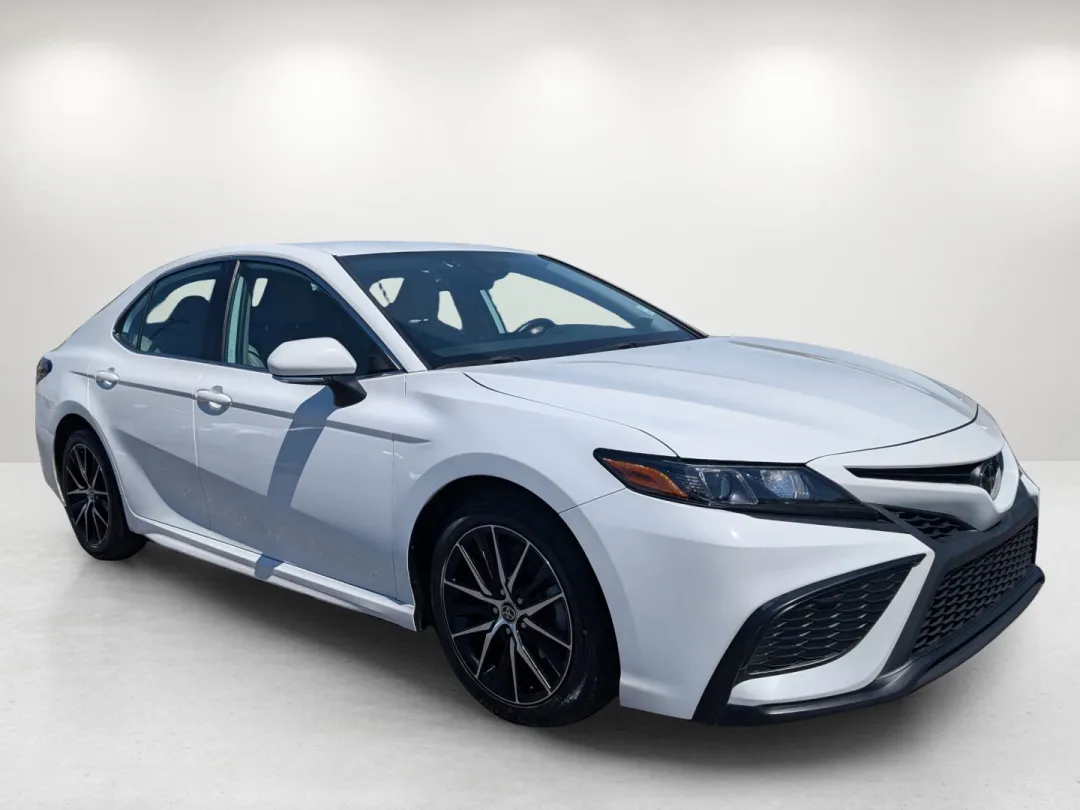 2022 Toyota Camry - 4T1G11AKXNU661113 - Image #4