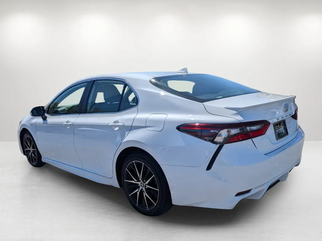 2022 Toyota Camry - 4T1G11AKXNU661113 - Image #8