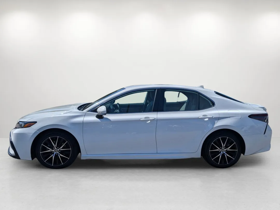 2022 Toyota Camry - 4T1G11AKXNU661113 - Image #9