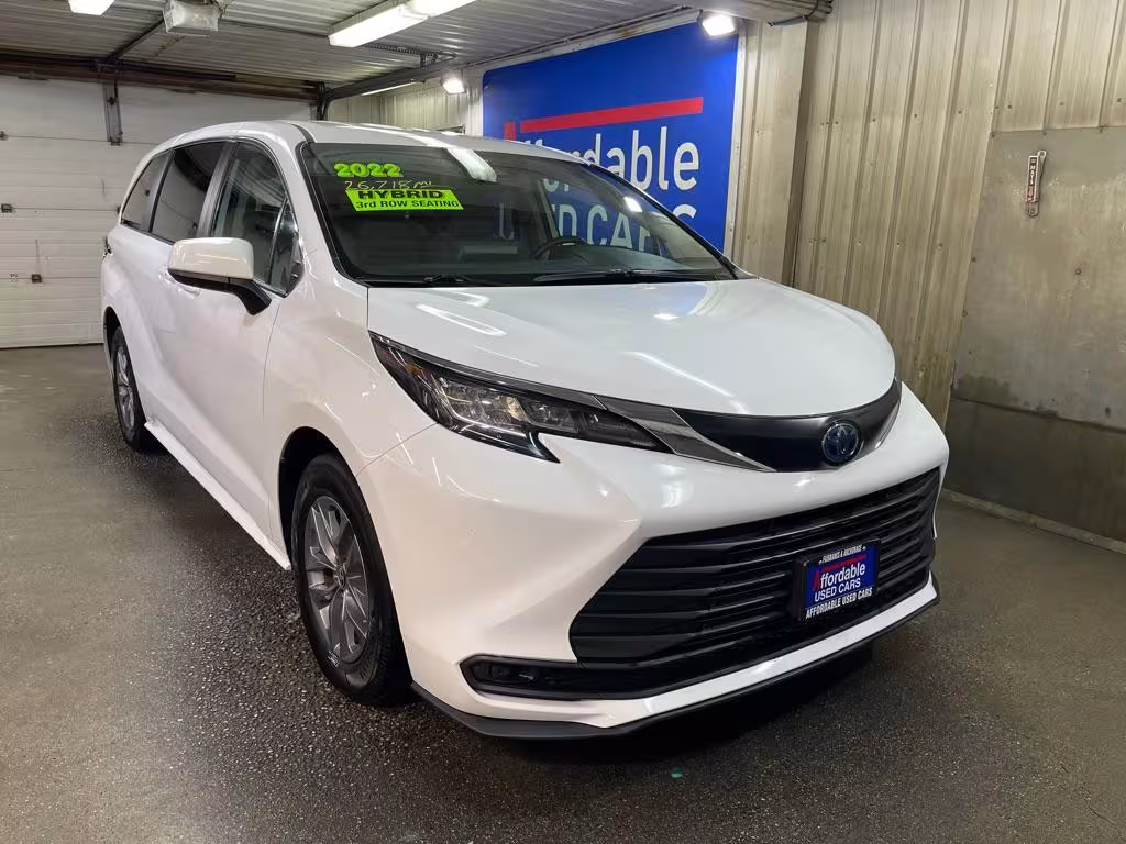 2022 Toyota Sienna - 5TDKRKEC6NS115817 - Image #5