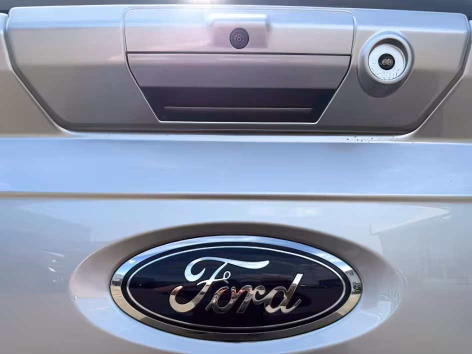2023 Ford F-150 - 1FTFW1E88PFB06863 - Image #30