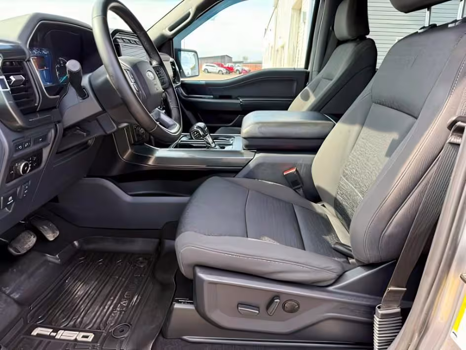 2023 Ford F-150 - 1FTFW1E88PFB06863 - Image #37