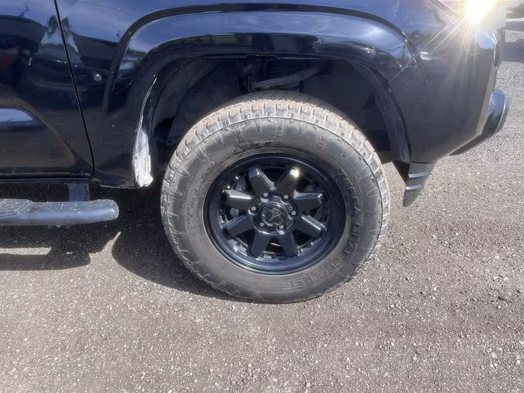 2023 Toyota Tacoma - 3TYCZ5AN8PT149696 - Image #28