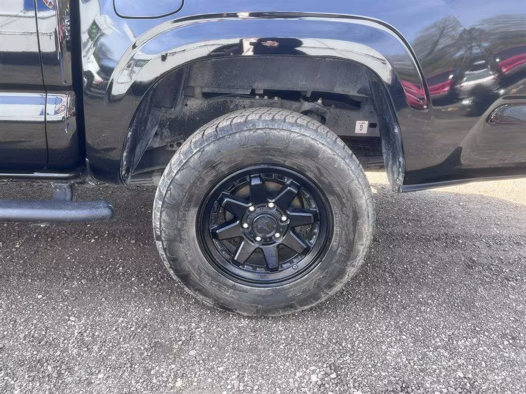 2023 Toyota Tacoma - 3TYCZ5AN8PT149696 - Image #30