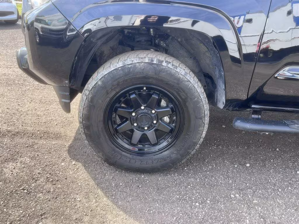 2023 Toyota Tacoma - 3TYCZ5AN8PT149696 - Image #31