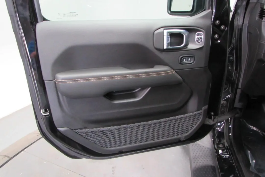 2024 Jeep Wrangler - 1C4PJXEG6RW275036 - Image #11