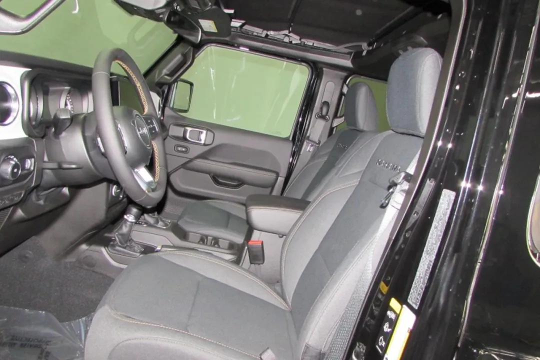 2024 Jeep Wrangler - 1C4PJXEG6RW275036 - Image #12