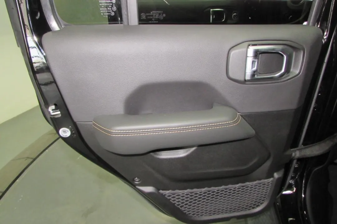 2024 Jeep Wrangler - 1C4PJXEG6RW275036 - Image #24
