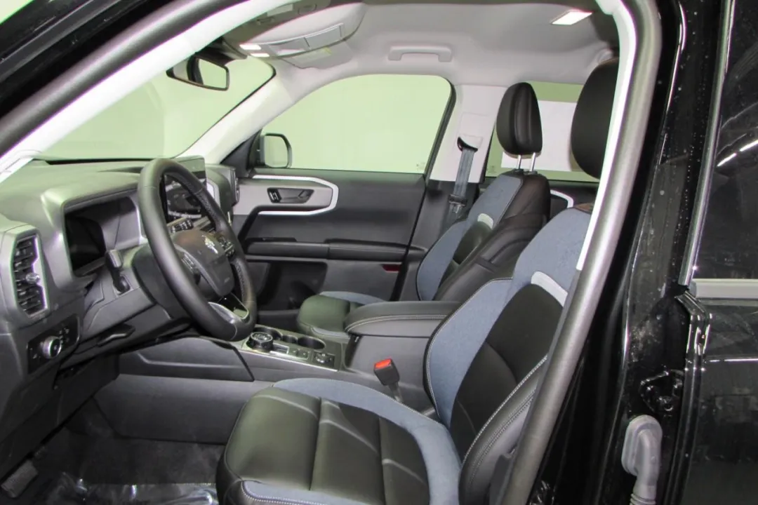 2025 Ford Bronco Sport - 3FMCR9CN3SRE69225 - Image #12