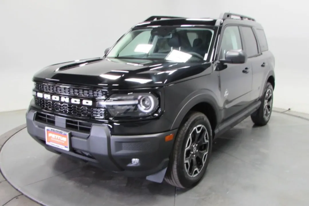 2025 Ford Bronco Sport - 3FMCR9CN3SRE69225 - Image #3