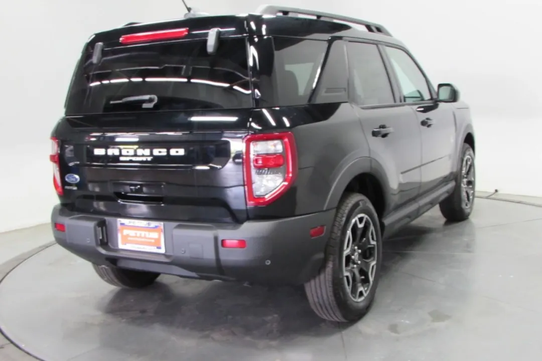2025 Ford Bronco Sport - 3FMCR9CN3SRE69225 - Image #8