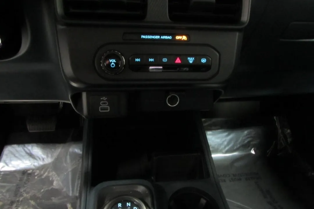2025 Ford Maverick - 3FTTW8A31SRA50301 - Image #19